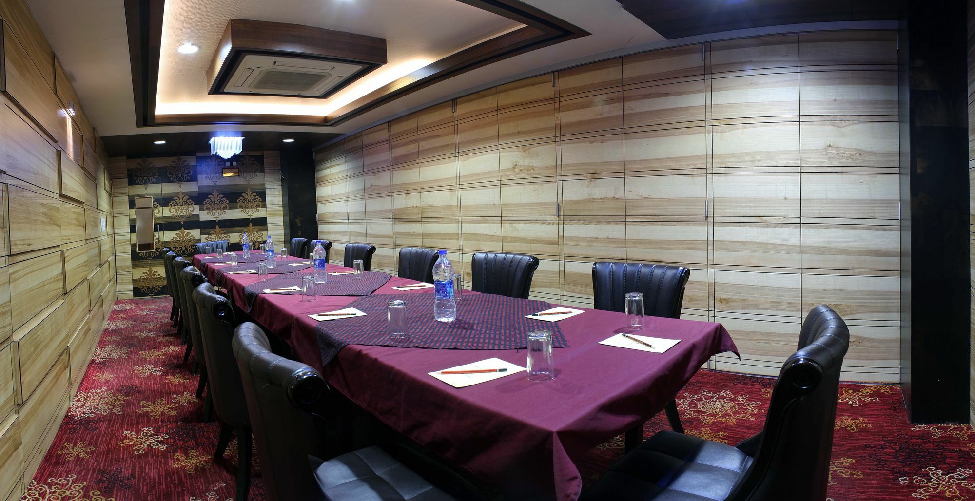 Hotel Puneet International Rāipur Exterior foto